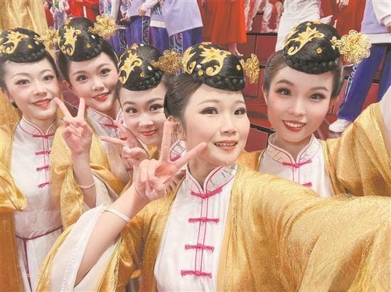 2025总台春晚主创团队官宣，这波期待拉满！