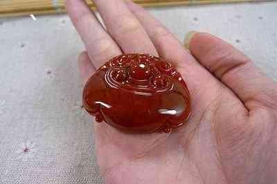 九眼天珠：玛瑙中的珍品，如何辨别真假？