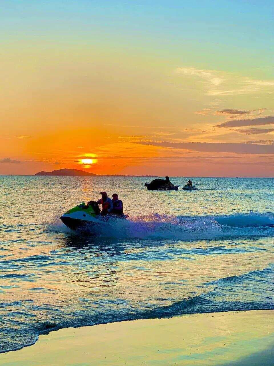 海南岛，绝不仅只有海