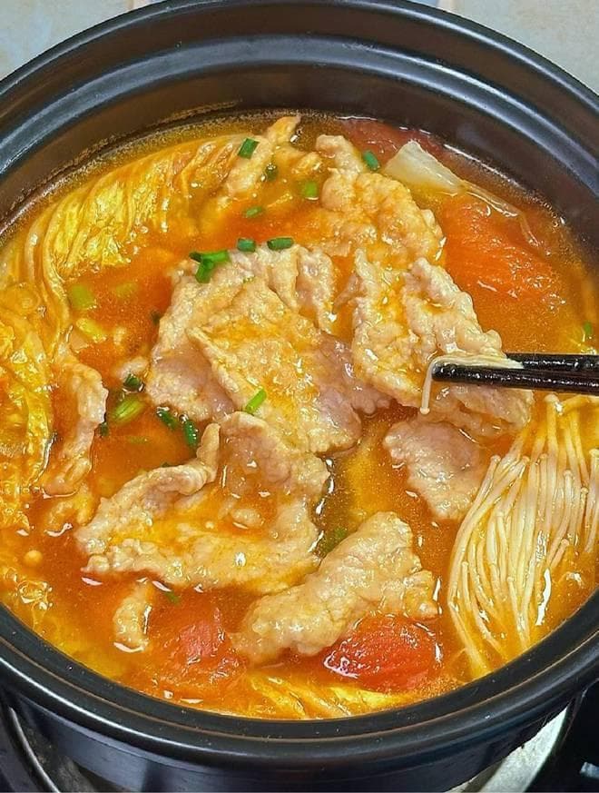 番茄滑肉汤，简单几步，家常美味，孩子大人都抢着喝！