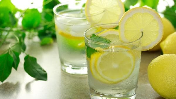 蜂蜜柠檬水用冷水还是热水？正确冲泡方法在这里