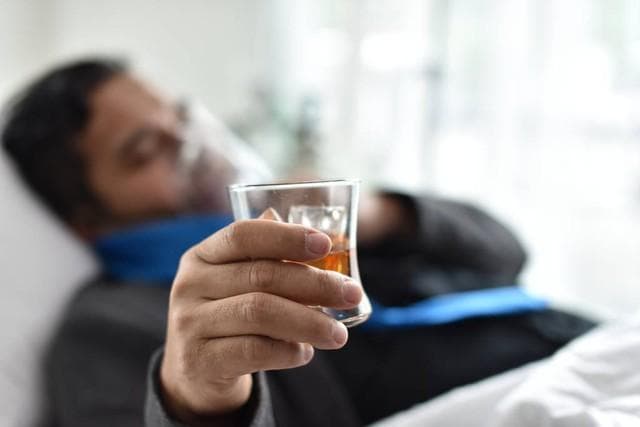长期喝白酒可以延年益寿，预防肿瘤？喝白酒是好还是坏？真相来了