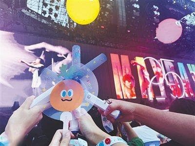 年轻人为何流行找"搭子"？