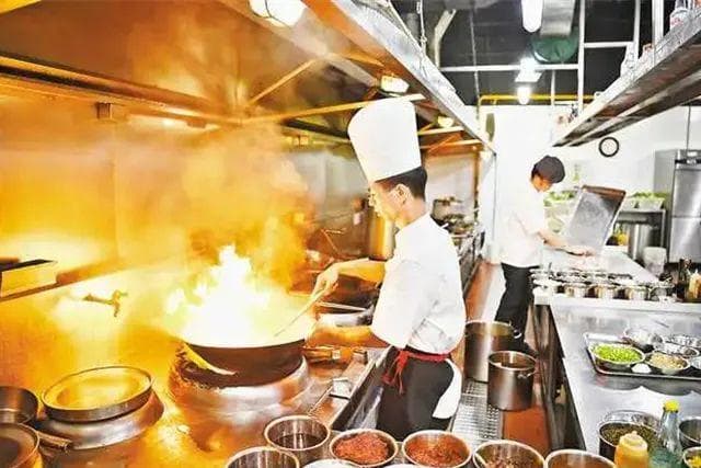 餐饮店防火必读：六项措施杜绝后厨火灾