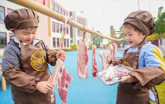 冬季晒腊肉，是“晒干”还是“风干”？很多人弄错了，难怪会发酸
