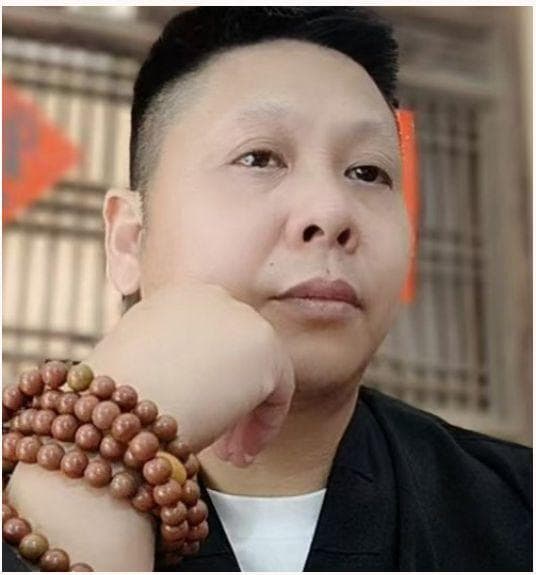 蒋锏：以匠心传承玉雕文化的艺术大师