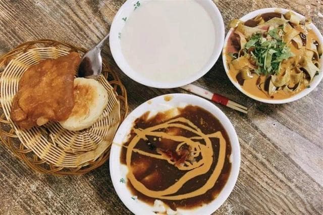 天津早点，不仅仅是美食，更是舌尖上的记忆