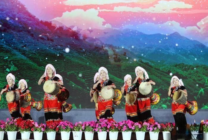 云南民族团结之花绽放中缅边境芒市