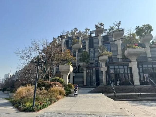 空铺、关店、倒闭！上海那些经营惨淡的商场