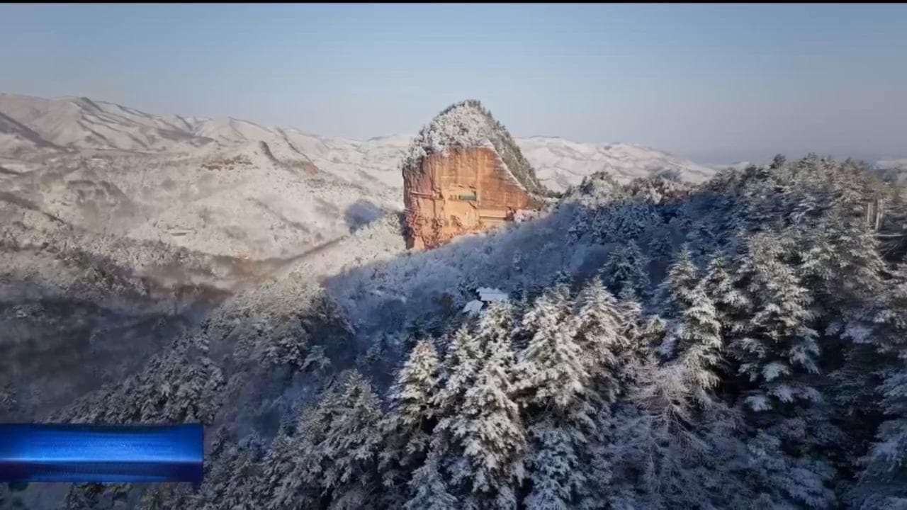 麦积山石窟：“东方微笑”的守护者