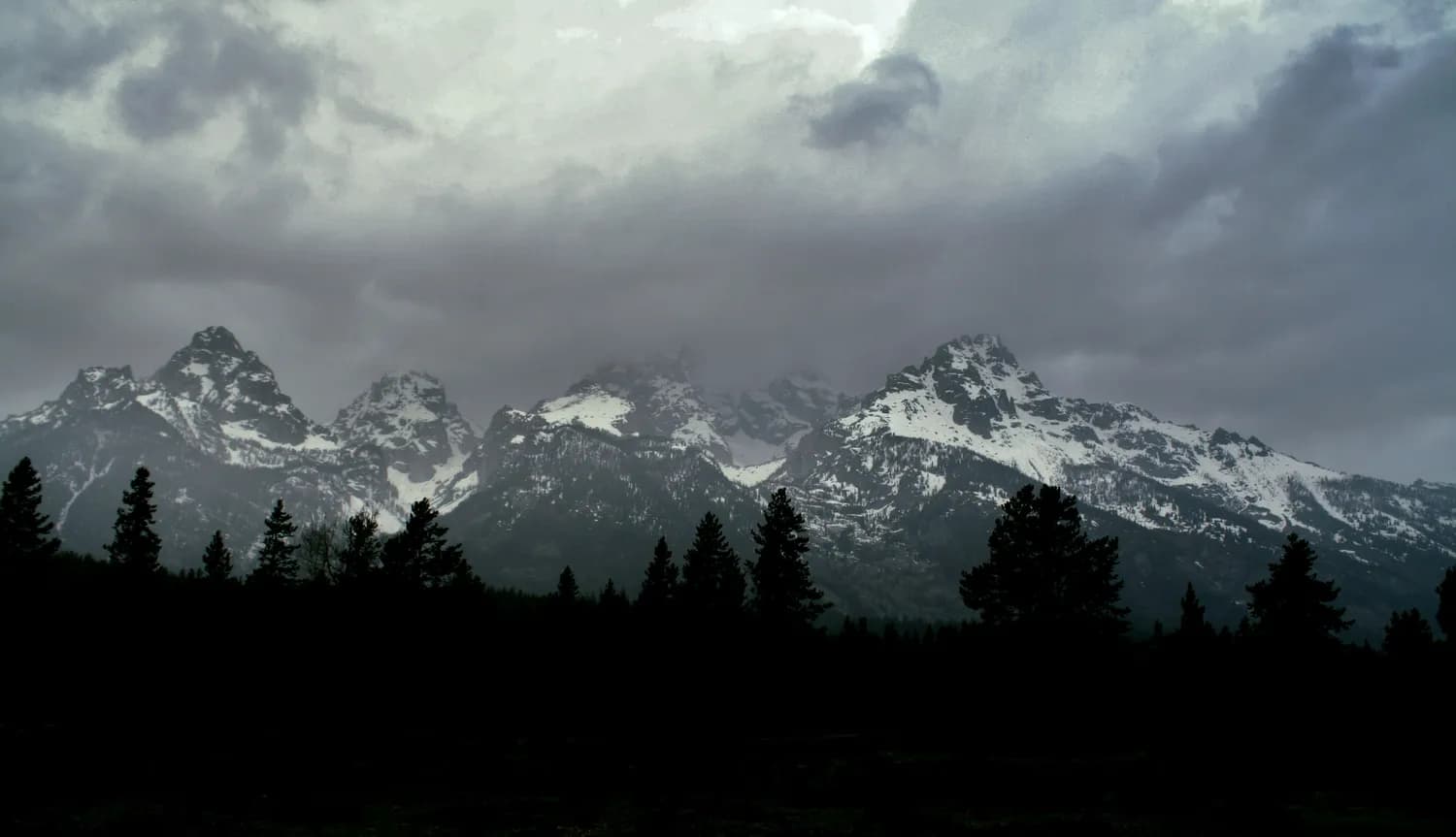 北美气候分界线：落基山脉的雨影与焚风效应