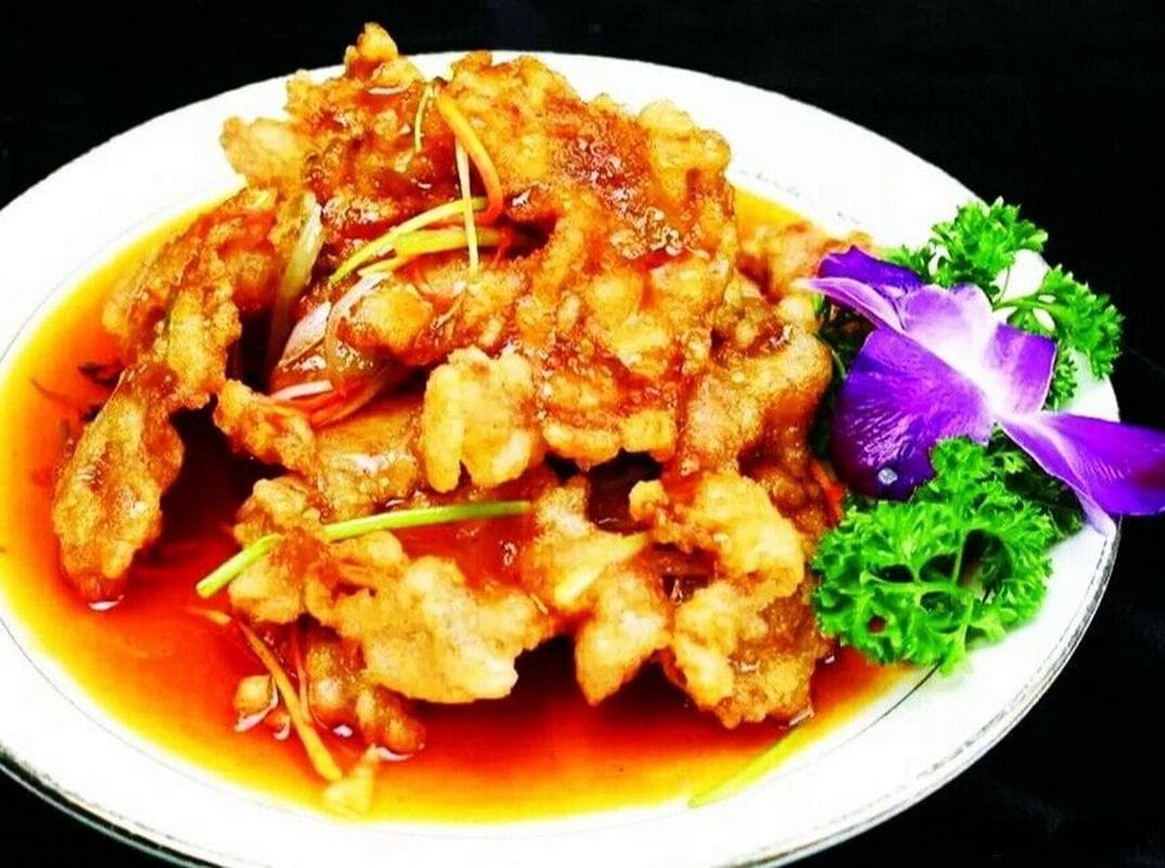 黑龙江锅包肉：酸甜香酥的东北经典