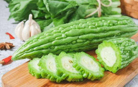 苦食养生，助力血糖控制：推荐几款降糖食谱，值得一试