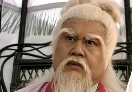 丁春秋的武功探秘：毒辣手段与深厚内力