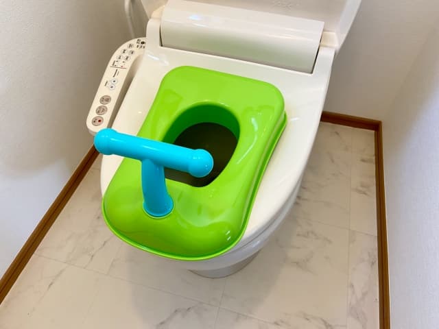 教小朋友使用厕所无从入手？引导幼儿戒尿片的方法