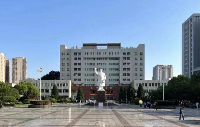 高考530分-580分，报考这4所医科大学，将来就业比肩985毕业生！