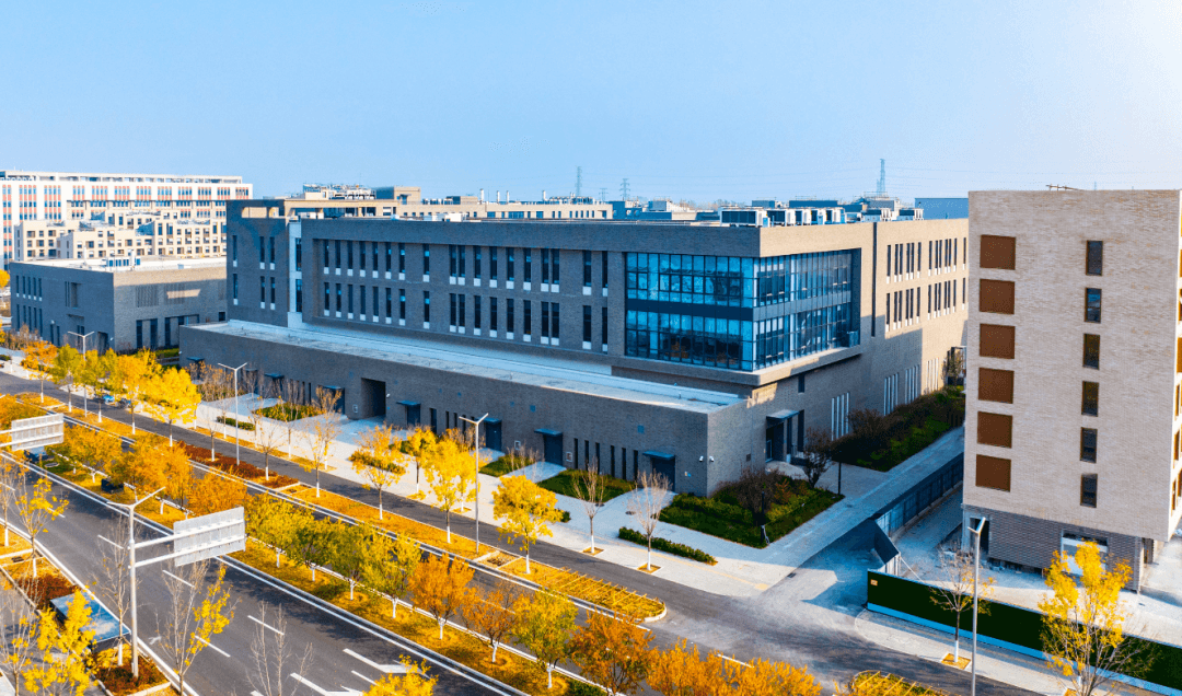 世界第一台激光质子癌症治疗装置在怀柔科学城基本建成