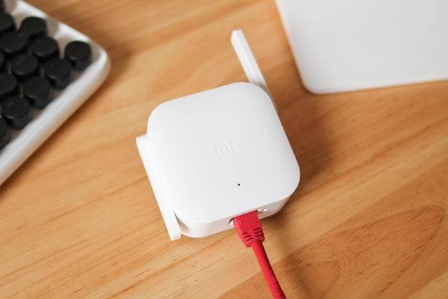 全屋WiFi无死角攻略：信号放大器、路由桥接、子母路由、POE交换机方案详解