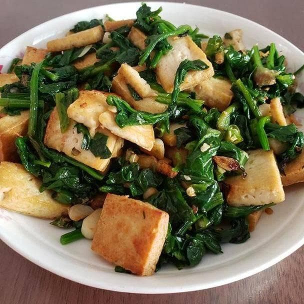 营养满分！贵州菠菜烧豆腐——绿色与白色的健康交响曲