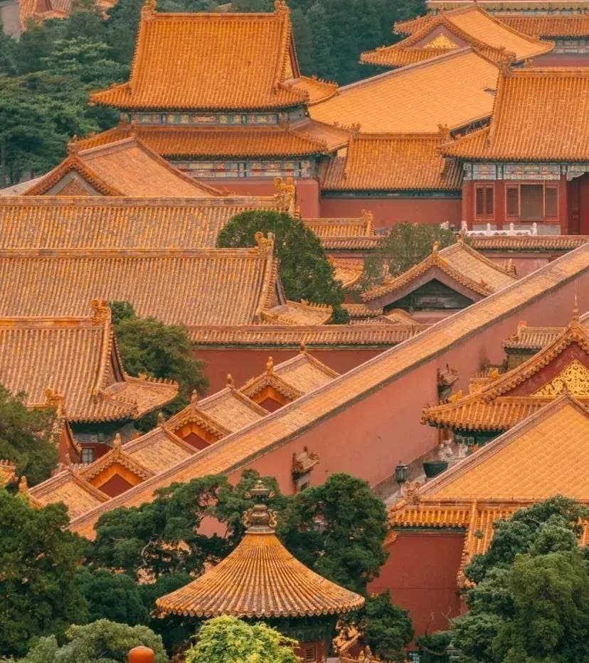 乾清宫究竟是皇帝的寝宫还是办公室呢？