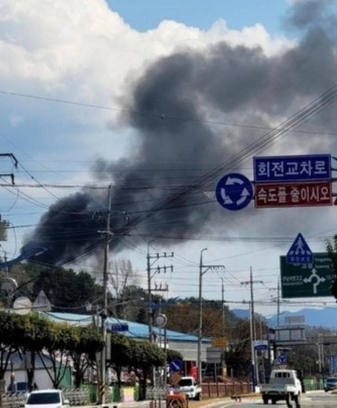 韩国空军就误投炸弹事故致歉：训练失误暴露安全漏洞
