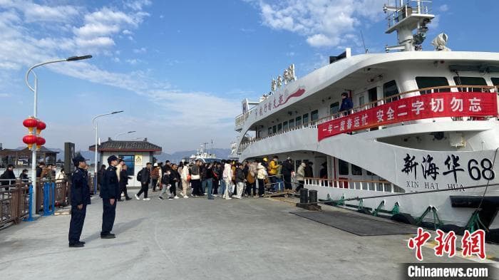 2025年春运收官：浙江普陀山水上客流量超290万 成全国最热门水上航线