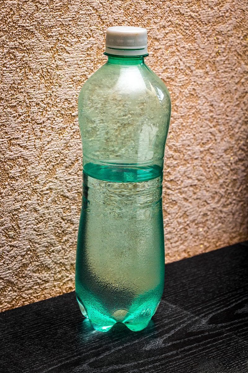 无需电力，用雪碧瓶制作鱼缸过滤器