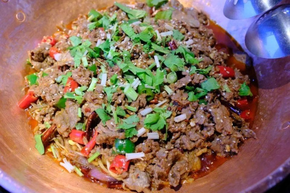云南最被低估的宝藏小城—腾冲 有哪些必吃美食？！