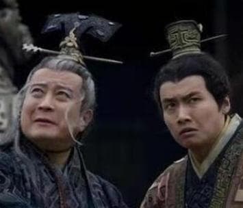 胡亥的残酷统治：权力斗争下的家族悲剧