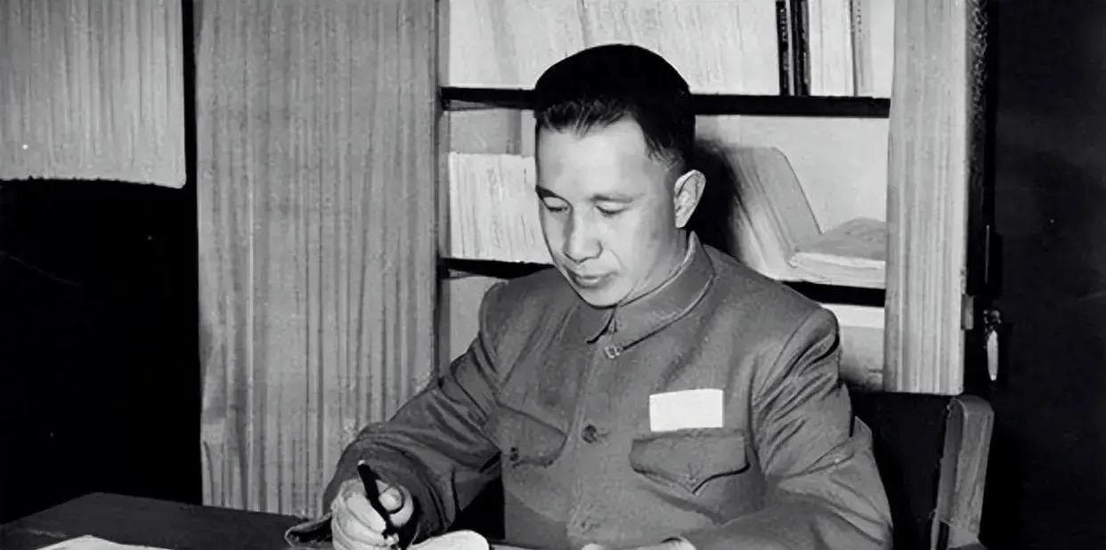 晋中战役奠定徐向前战术大师地位，粟裕直言最佩服