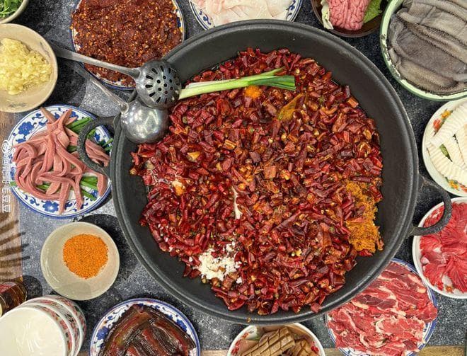 成都美食大揭秘，九种绝世特色美食，你吃过几样？