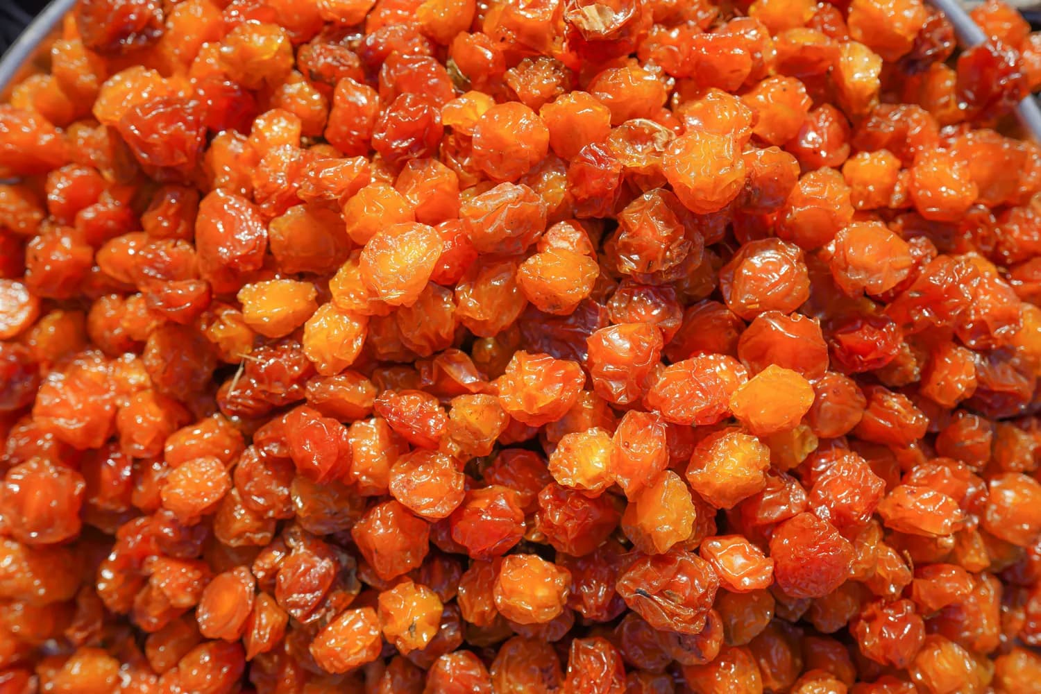 冬季养生必备：桃胶的美容功效与食用指南