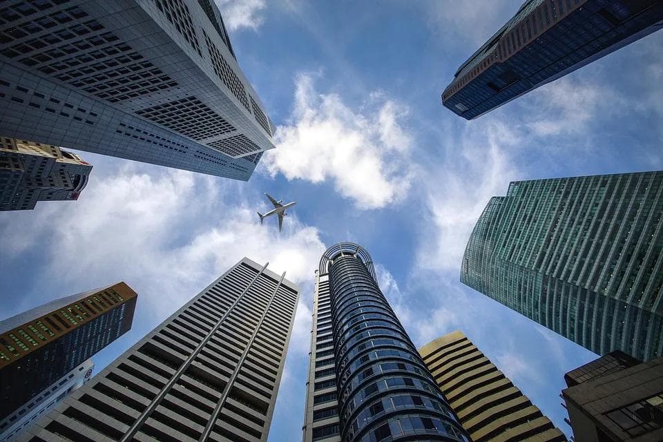 35个大城市，年轻人该在哪里安放自己的青春？