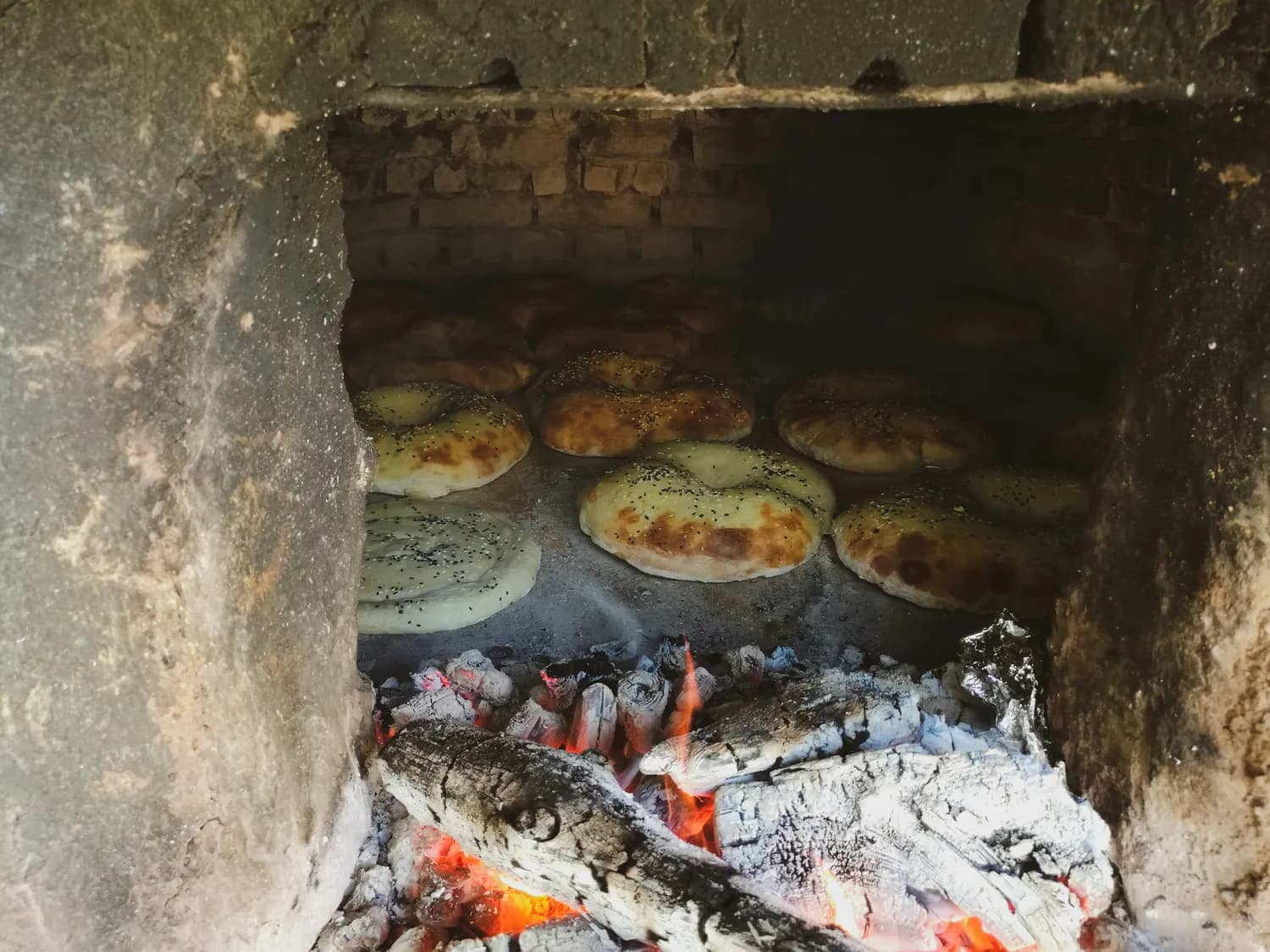 冬日暖心小吃：鄢陵吊炉烧饼