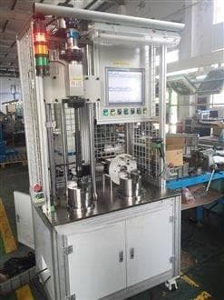 数字化扭力检测仪：精准控制螺栓预紧力的工业利器
