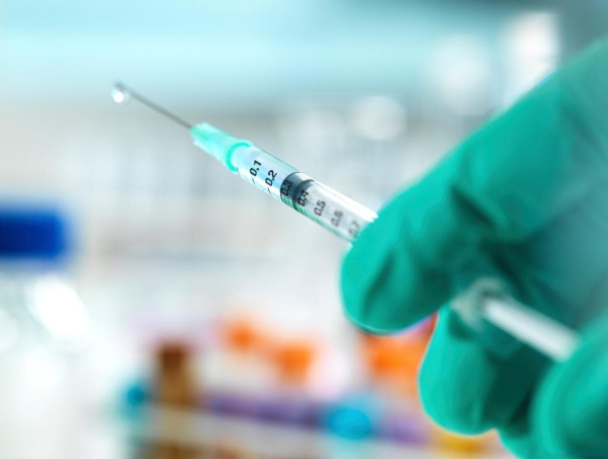 乙肝疫苗与抗体：从保护期到接种人群的全面指南